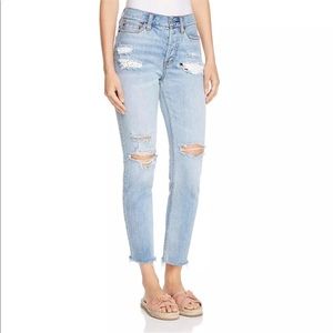 Free People distressed hi-rise Lacey Jeans! 27